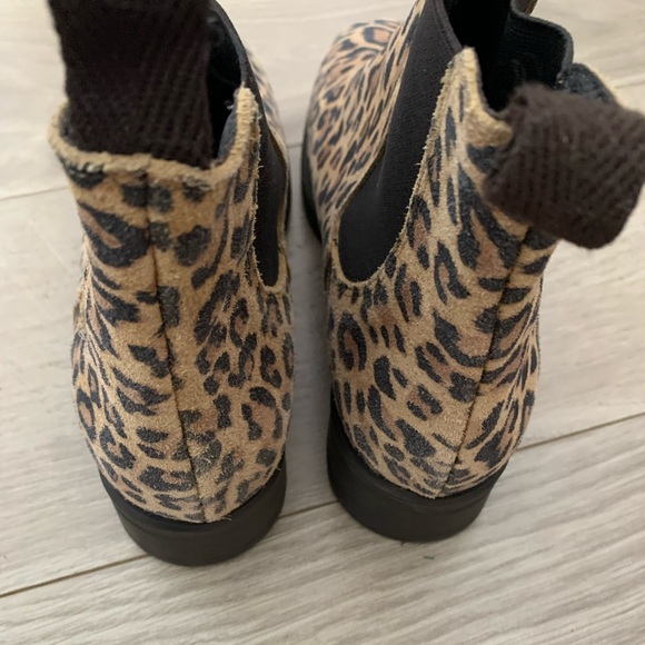 Anthropologie leopard booties - Picture 3 of 6